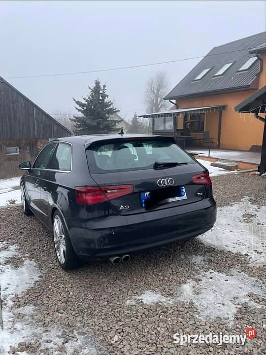 Używany Audi A3 2014 Czarny Hatchback