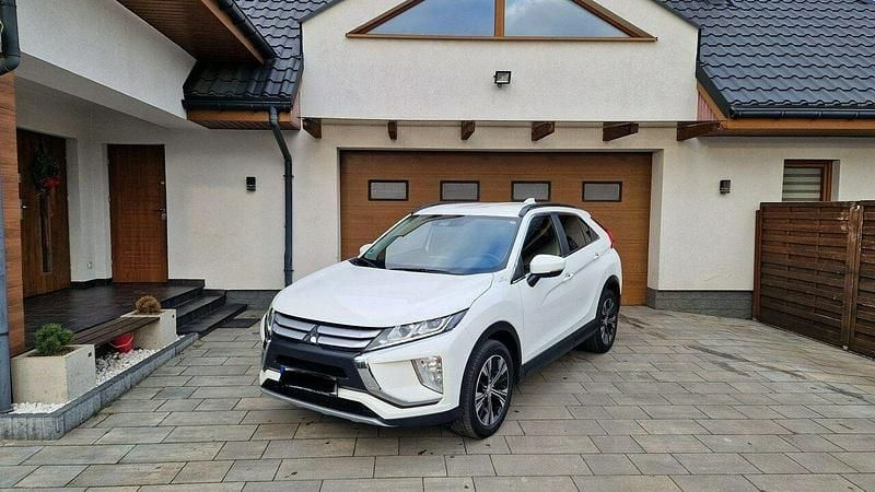 Używany Mitsubishi Eclipse Cross 163 KM (119 kW) 2019 Biały SUV