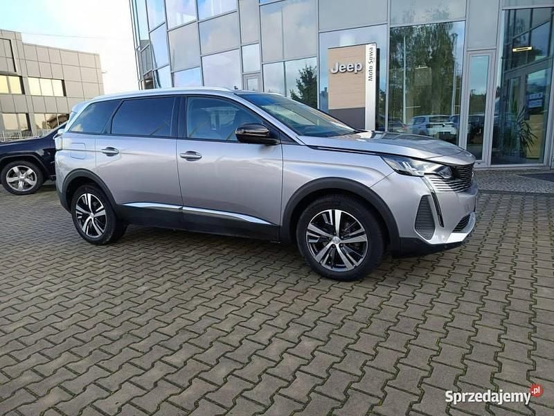 Srebrny Używany 2023 Peugeot 5008 Allure Minivan | 99 000 zł (Uczciwa cena) - Obraz 1/4