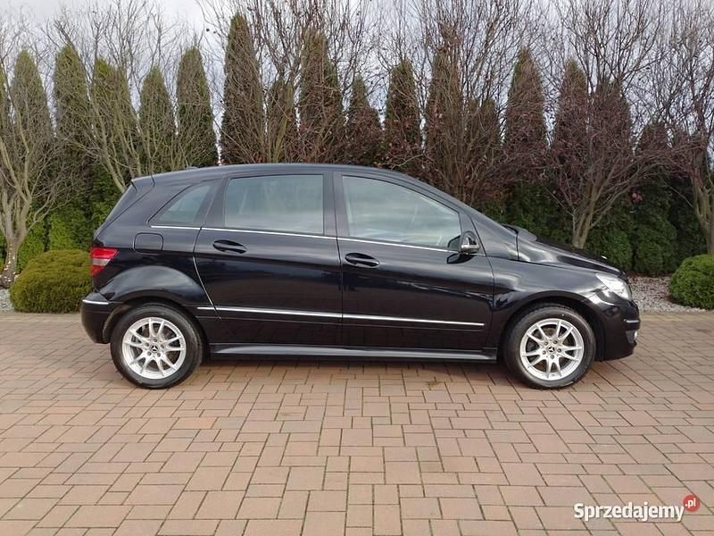 Czarny Używany 2008 Mercedes B150 Minivan | 19 950 zł - Obraz 1/4