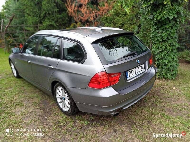 Szary Używany 2011 BMW 318 Kombi | 41 500 zł - Obraz 1/4