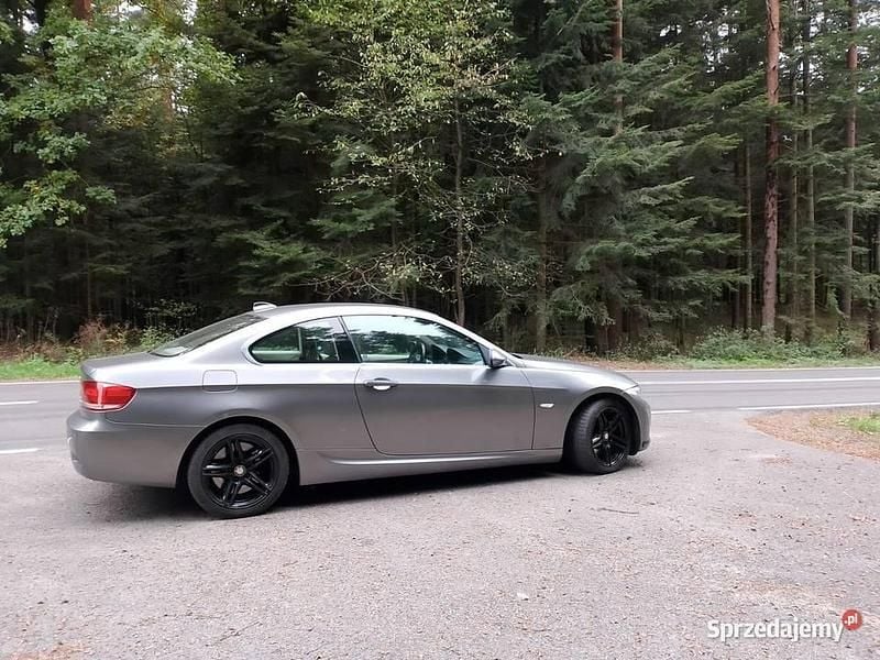 Używany BMW 330 2006