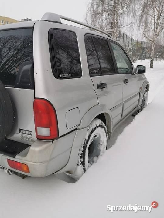 Używany Suzuki Grand Vitara 128 KM (94 kW) 2003 Szary Hatchback