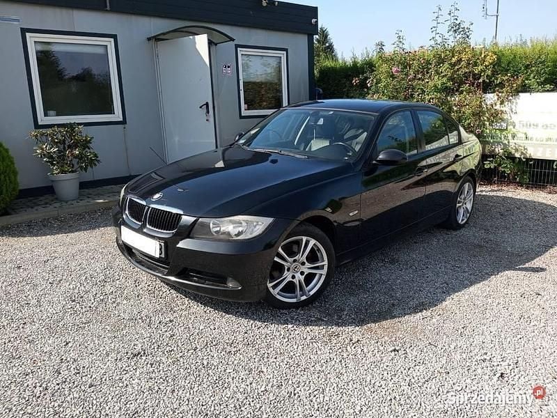 Używany BMW 320 150 KM (110 kW) 2006 Czarny Sedan/Limuzyna