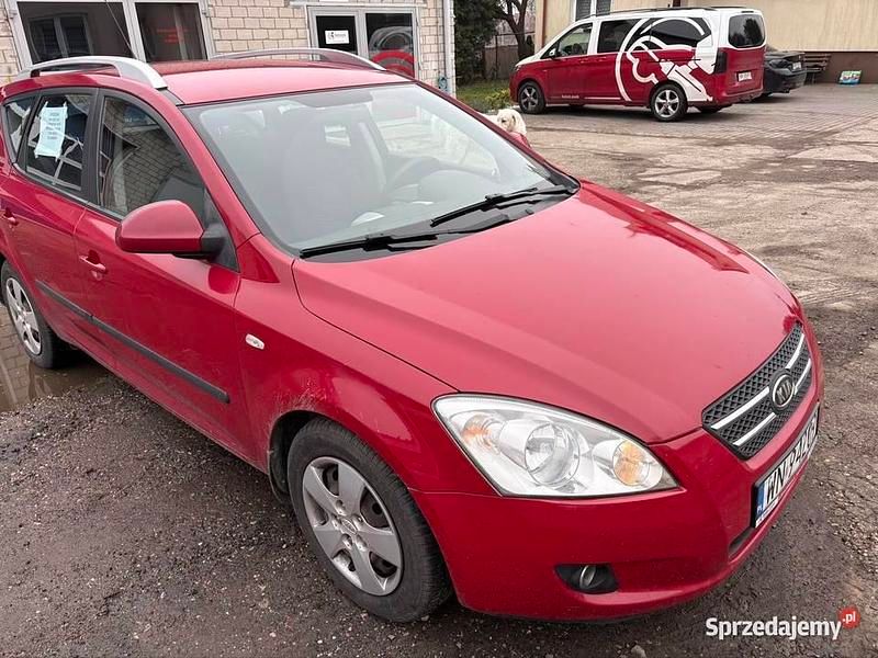 Czerwony Używany 2008 Kia Ceed Hatchback | 8000 zł (Super Cena) - Obraz 1/4