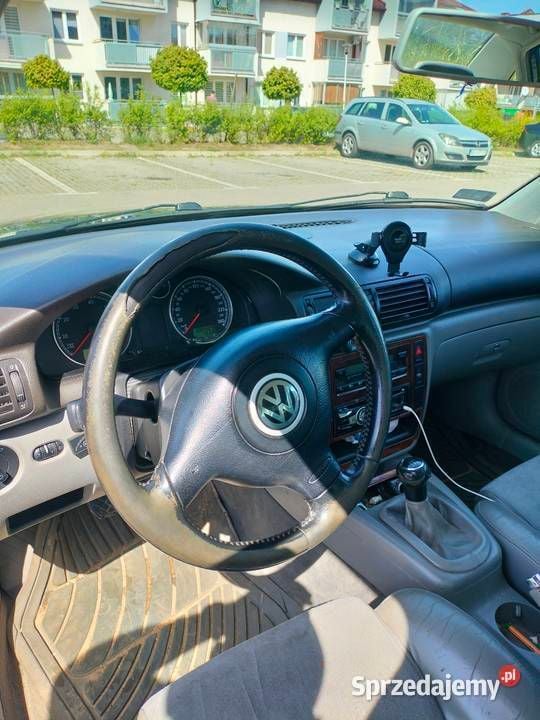 Używany VW Passat 2001 Niebieski Sedan/Limuzyna