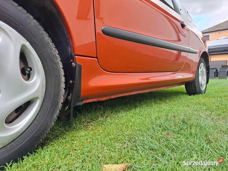 Używany 2001 Peugeot 206 | 6500 zł - Obraz 1/4