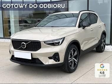 Inny kolor Nowe 2025 Volvo XC40 Plus SUV | 178 900 zł - Obraz 1/4