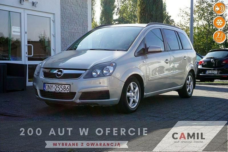 Brązowobeżowy Używany 2006 Opel Zafira Minivan | 9800 zł (Dobra cena) - Obraz 1/3