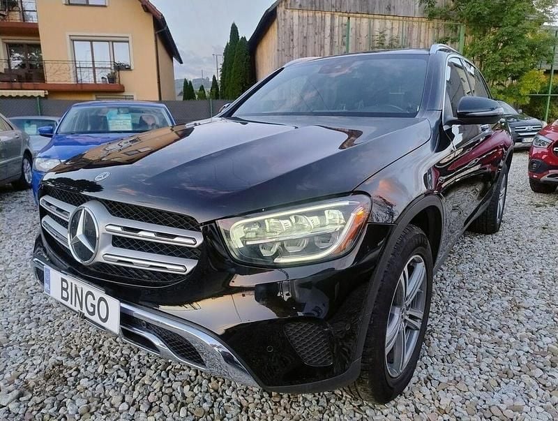 Czarny Używany 2022 Mercedes GLC300 SUV | 156 000 zł (Super Cena) - Obraz 1/4