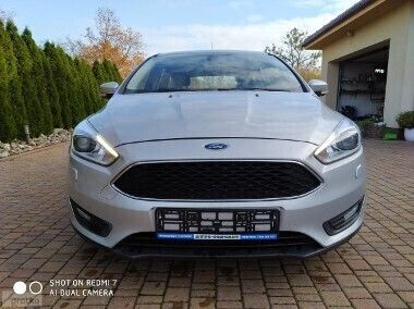 Srebrny Używany 2015 Ford Focus Titanium Sedan/Limuzyna | 30 900 zł (Uczciwa cena) - Obraz 1/4