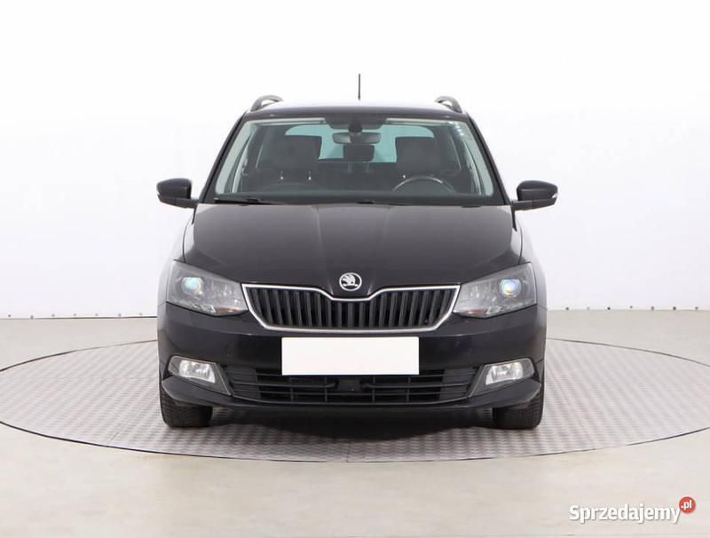 Czarny Używany 2017 Skoda Fabia Hatchback | 39 999 zł (Uczciwa cena) - Obraz 1/4