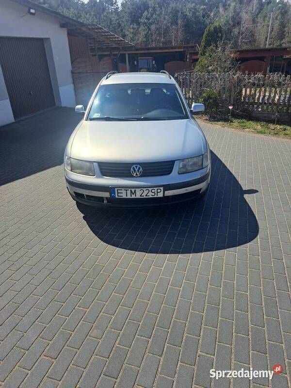 Srebrny Używany 1998 VW Passat Kombi | 3900 zł (Uczciwa cena) - Obraz 1/4
