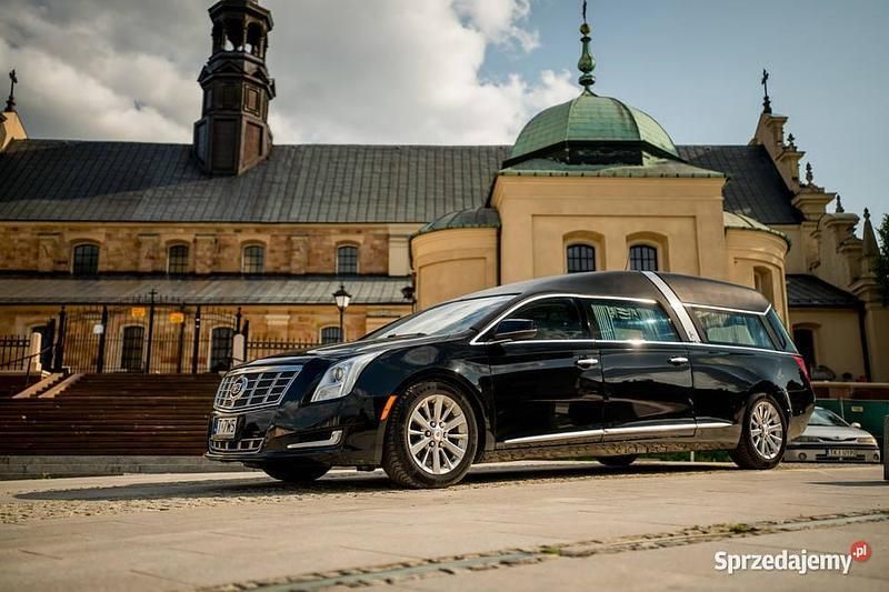 Używany Cadillac XTS 2015 Czarny Sedan/Limuzyna