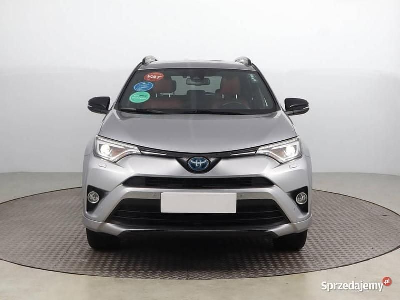 Srebrny Używany 2017 Toyota RAV4 Hybrid SUV | 71 999 zł (Uczciwa cena) - Obraz 1/4