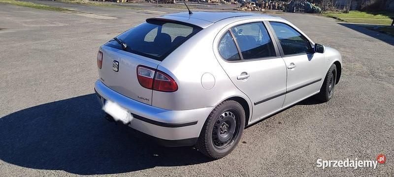 Srebrny Używany 2001 Seat Leon Hatchback | 1500 zł - Obraz 1/4