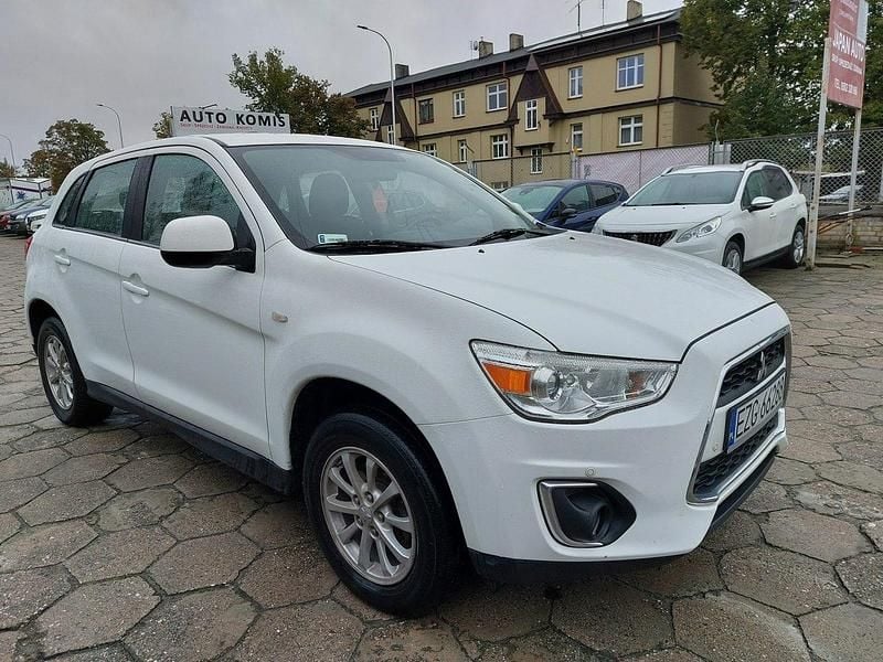 Biały Używany 2015 Mitsubishi ASX SUV | 33 900 zł (Super Cena) - Obraz 1/4