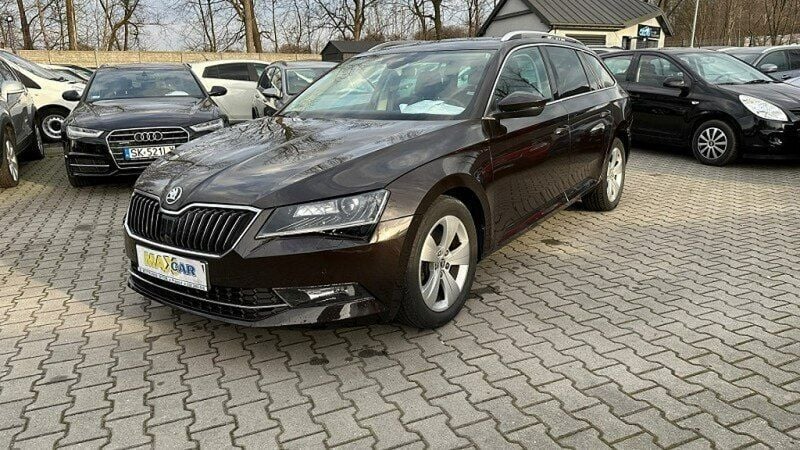 Brązowy Używany 2015 Skoda Superb Sedan/Limuzyna | 64 900 zł (Dość drogi) - Obraz 1/4