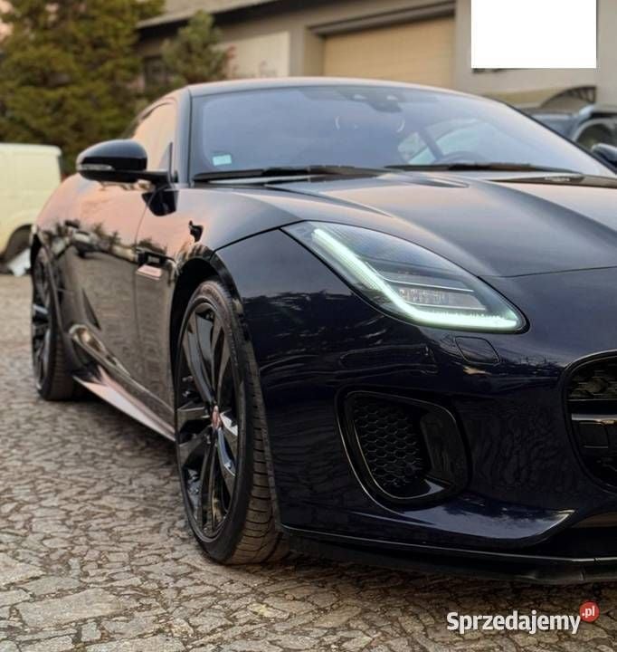 Niebieski Używany 2018 Jaguar F-Type R-Dynamic Coupe | 129 900 zł - Obraz 1/4