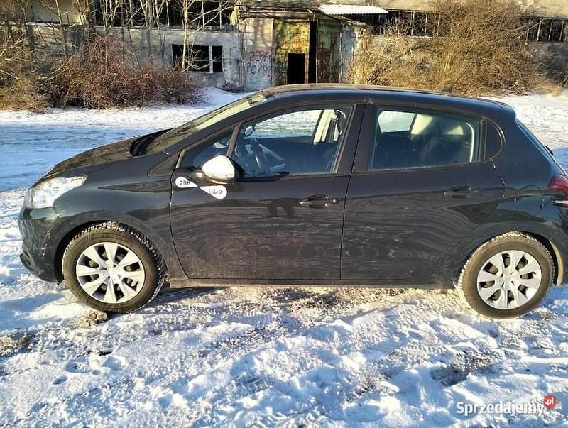 Używany Peugeot 208 2019 Granatowy Hatchback