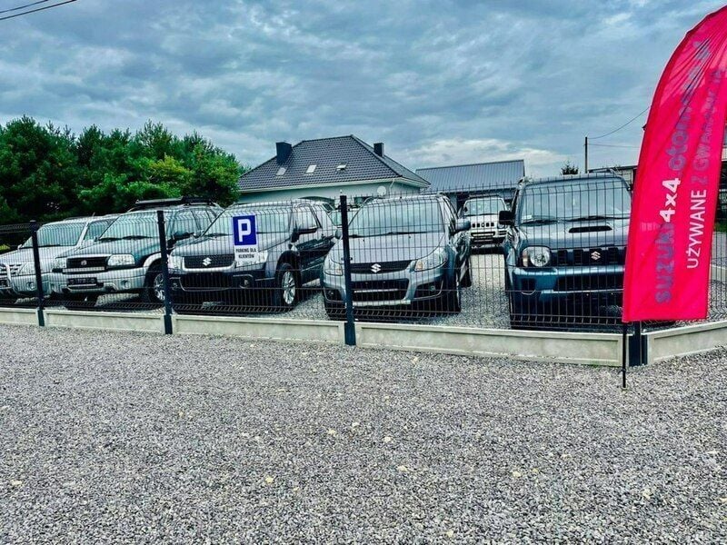 Czarny (metalik) Używany 2007 Suzuki Jimny SUV | 33 444 zł (Dobra cena) - Obraz 1/4