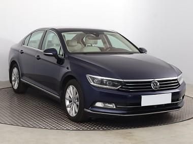 Niebieski Używany 2017 VW Passat Sedan/Limuzyna | 54 999 zł (Uczciwa cena) - Obraz 1/4