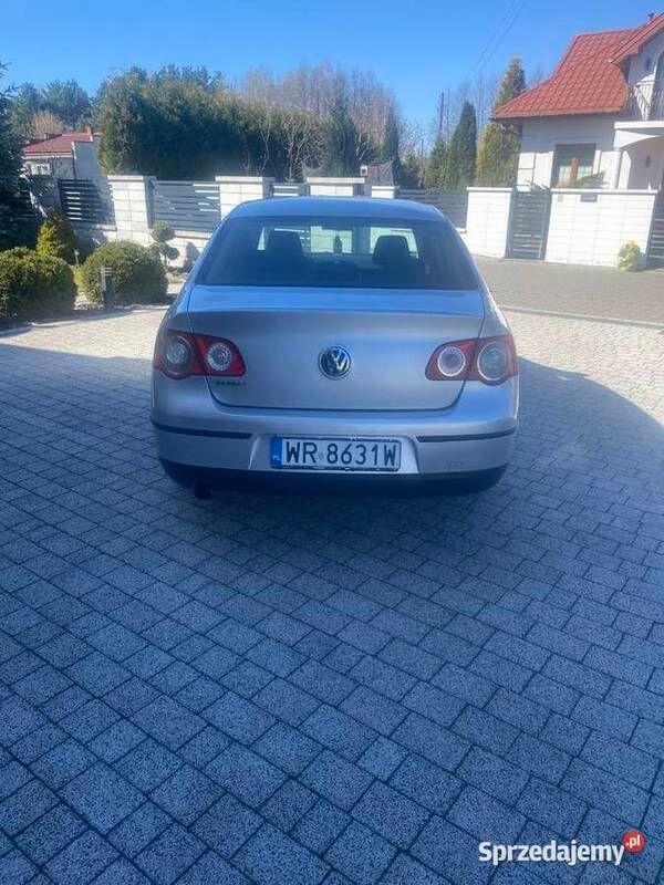 Używany VW Passat 2007 Srebrny Sedan/Limuzyna