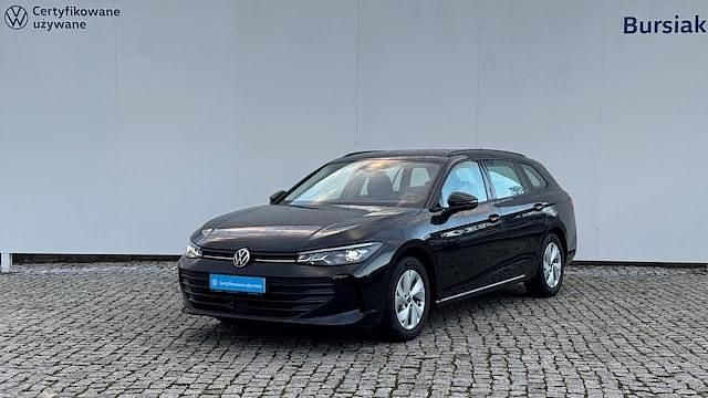 Używany 2024 VW Passat Kombi | 129 900 zł - Obraz 1/4