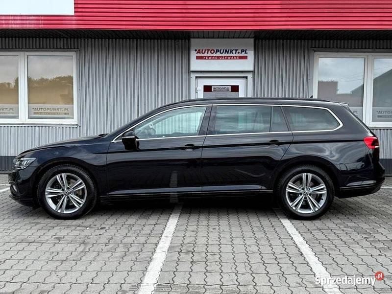 Używany 2022 VW Passat | 99 900 zł (Drogi) - Obraz 1/4