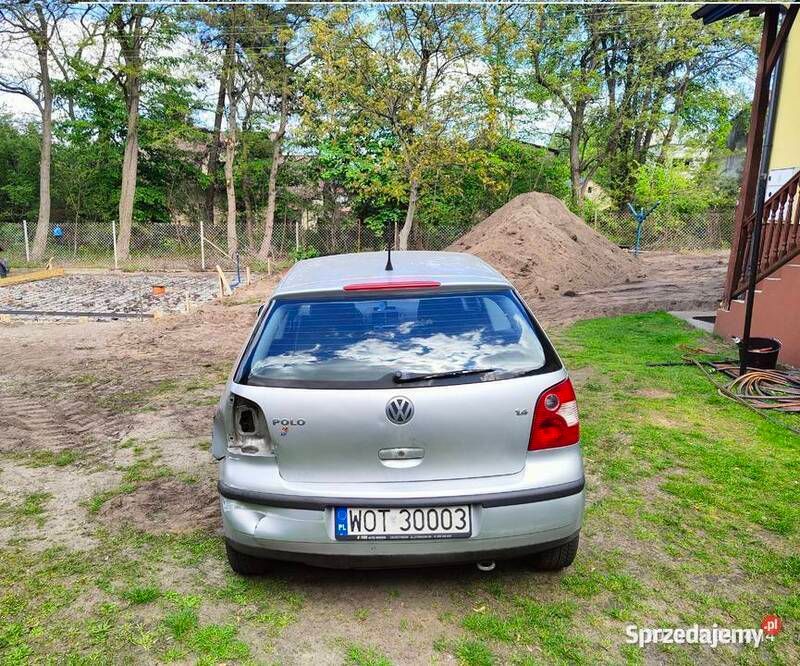 Srebrny Używany 2002 VW Polo Hatchback | 2000 zł (Uczciwa cena) - Obraz 1/4