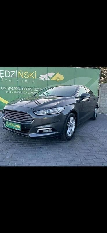 Używany Ford Mondeo 150 KM (110 kW) 2016 Szary Sedan/Limuzyna