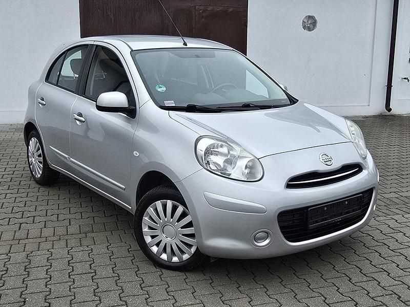 Używany Nissan Micra 80 KM (58 kW) 2012 Srebrny Hatchback