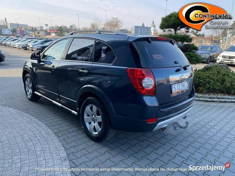 Używany Chevrolet Captiva 136 KM (100 kW) 2008 Szary SUV