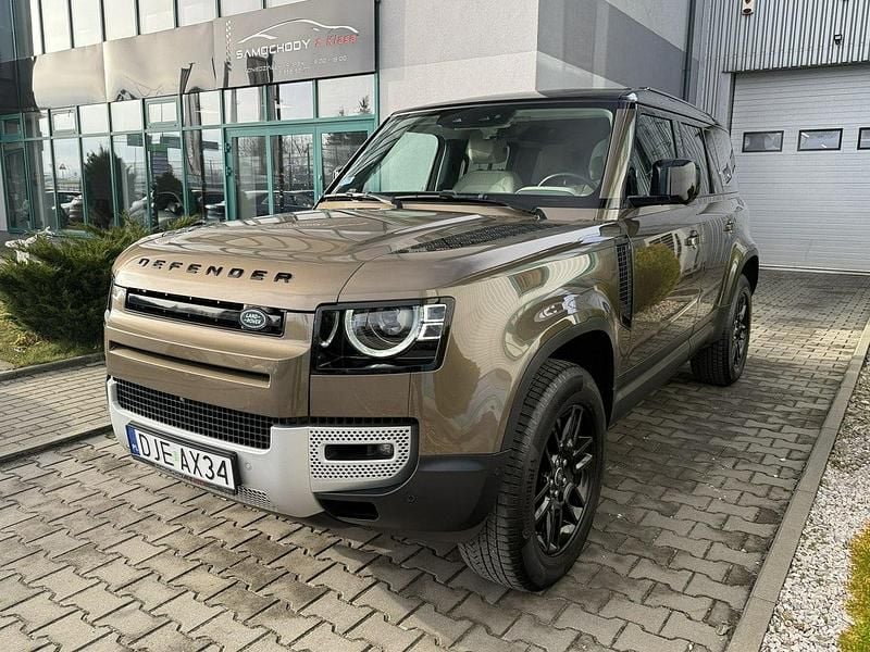 Brązowy (metalik) Używany 2020 Land Rover Defender First Edition SUV | 258 000 zł - Obraz 1/4
