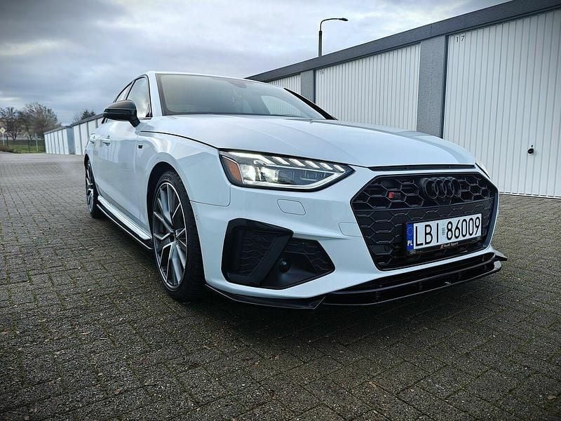 Biały Używany 2021 Audi S4 Comfort Sedan/Limuzyna | 176 900 zł - Obraz 1/4