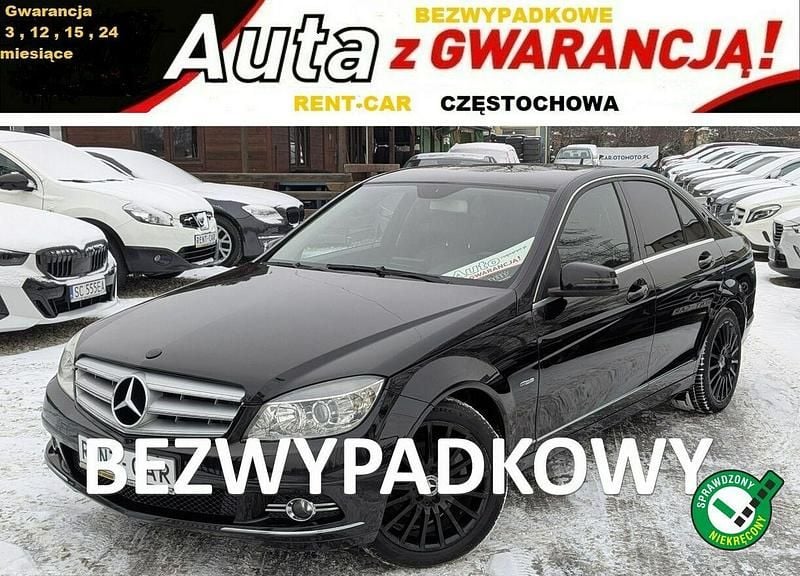 Używany Mercedes C200 136 KM (100 kW) 2010 Czarny Sedan/Limuzyna