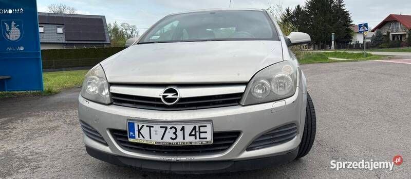 Beżowy Używany 2005 Opel Astra GTC Coupe | 5000 zł (Uczciwa cena) - Obraz 1/4