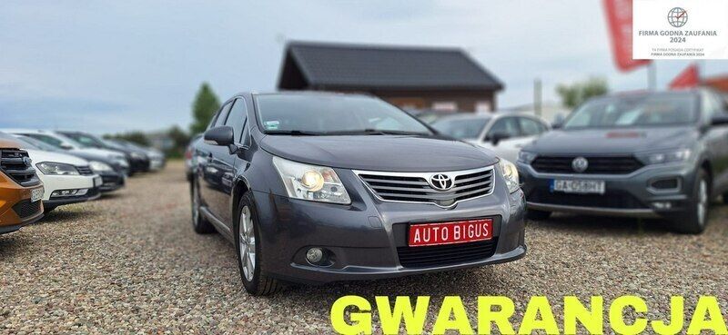 Szary (metalik) Używany 2009 Toyota Avensis Kombi | 25 900 zł (Dobra cena) - Obraz 1/4