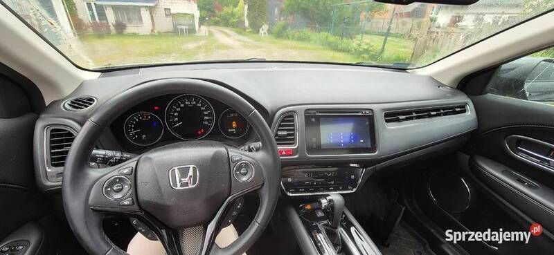 Czarny Używany 2016 Honda HR-V SUV | 50 000 zł - Obraz 1/4