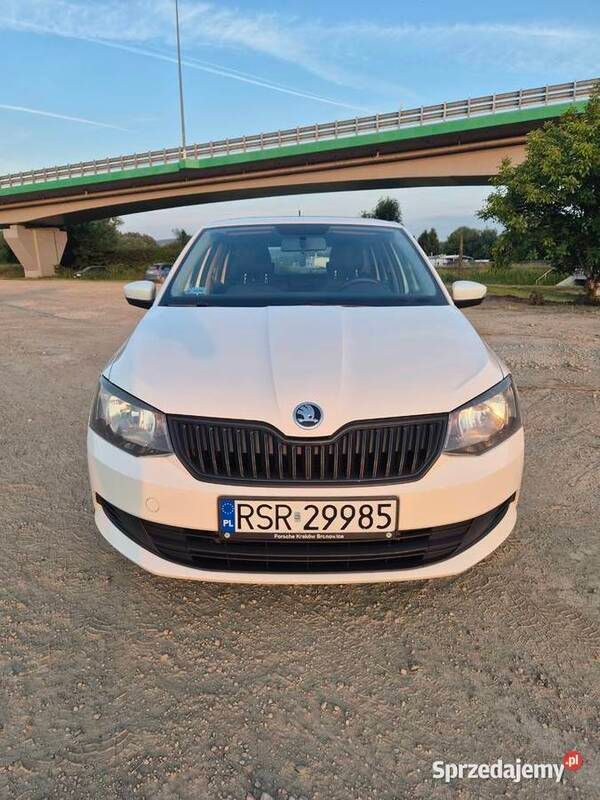 Biały Używany 2015 Skoda Fabia Kombi | 19 900 zł (Drogi) - Obraz 1/4