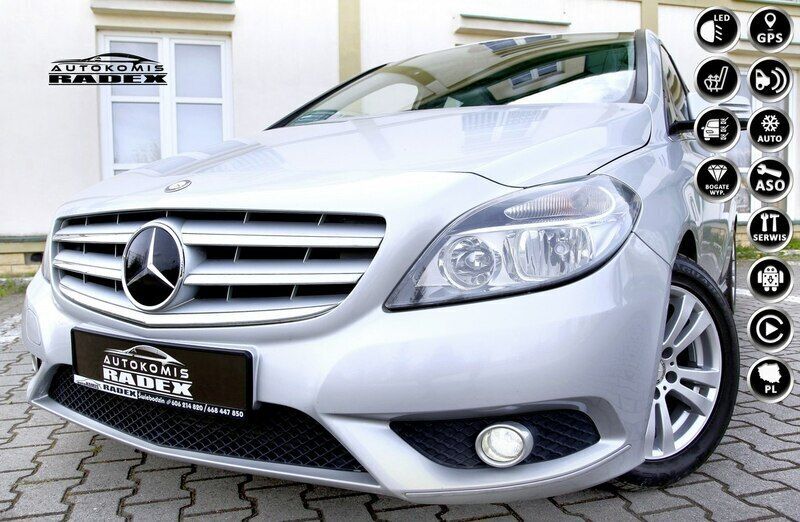 Srebrny Używany 2013 Mercedes B180 Minivan | 39 999 zł (Uczciwa cena) - Obraz 1/4