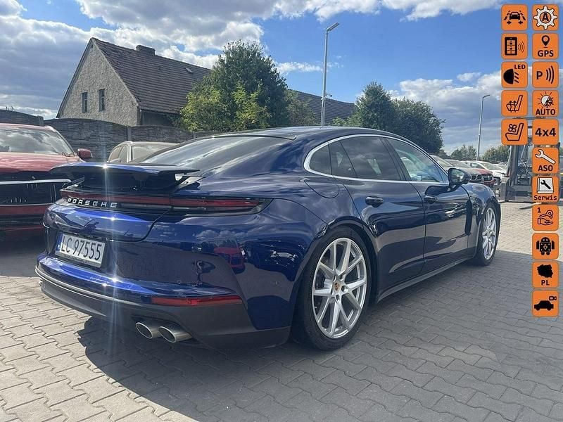 Niebieski ciemny (metalik) Używany 2024 Porsche Panamera Sedan/Limuzyna | 259 900 zł - Obraz 1/4