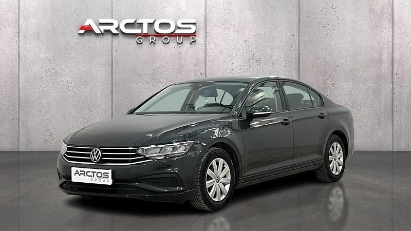 Grafitowy Używany 2021 VW Passat Sedan/Limuzyna | 64 900 zł (Super Cena) - Obraz 1/4