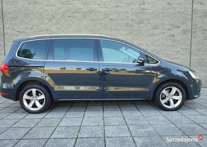 Szary Używany 2011 VW Sharan Minivan | 34 900 zł (Uczciwa cena) - Obraz 1/4
