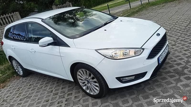 Biały Używany 2017 Ford Focus Kombi | 24 900 zł (Dobra cena) - Obraz 1/4