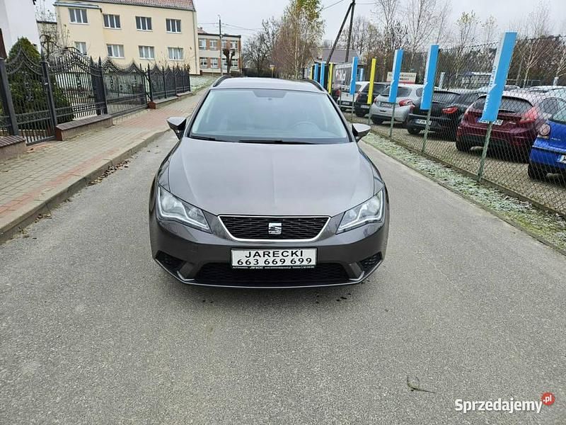 Szary Używany 2014 Seat Leon ST Kombi | 31 499 zł - Obraz 1/4