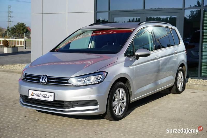 Srebrny (metalik) Używany 2020 VW Touran Minivan | 54 999 zł (Super Cena) - Obraz 1/3