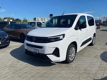 Biały Używany 2024 Opel Combo Edition+ Minivan | 89 900 zł - Obraz 1/4