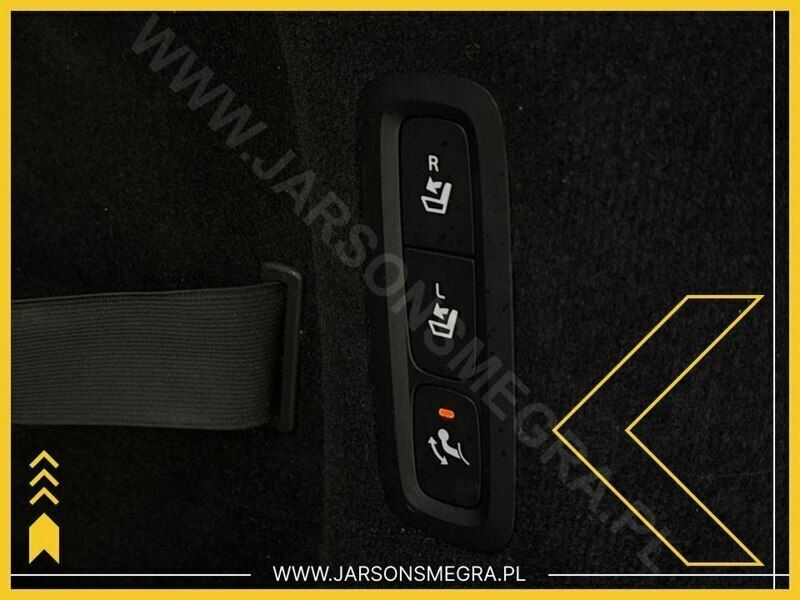 Używany Volvo V90 190 KM (139 kW) 2018 Czarny Kombi