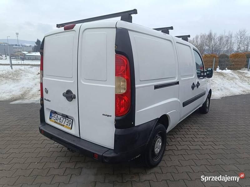 Używany Fiat Doblò 2009 Biały Minivan